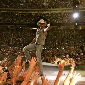 Kenny Chesney tour tickets