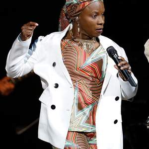 Angelique Kidjo tour tickets