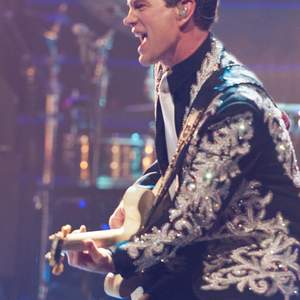 Chris Isaak tour tickets