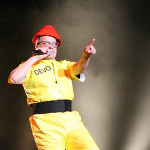 Devo tour tickets