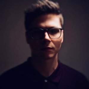 Kevin Garrett tour tickets