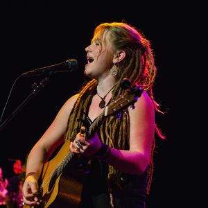 Crystal Bowersox tour tickets